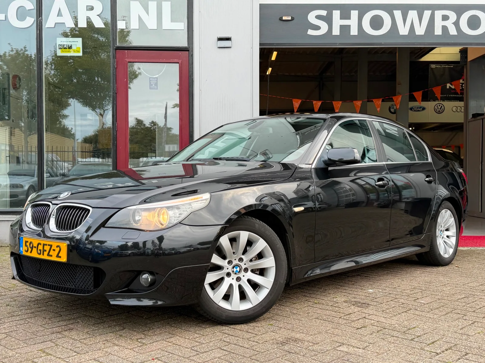 BMW 5-Serie (2008) — foto 1