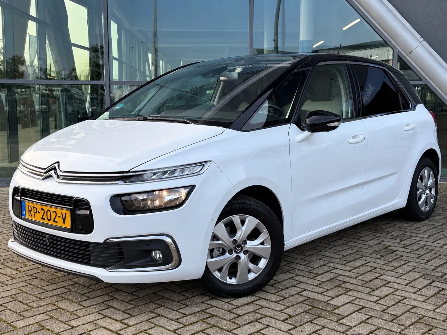 Citroën C4 Picasso (2018) — foto 1