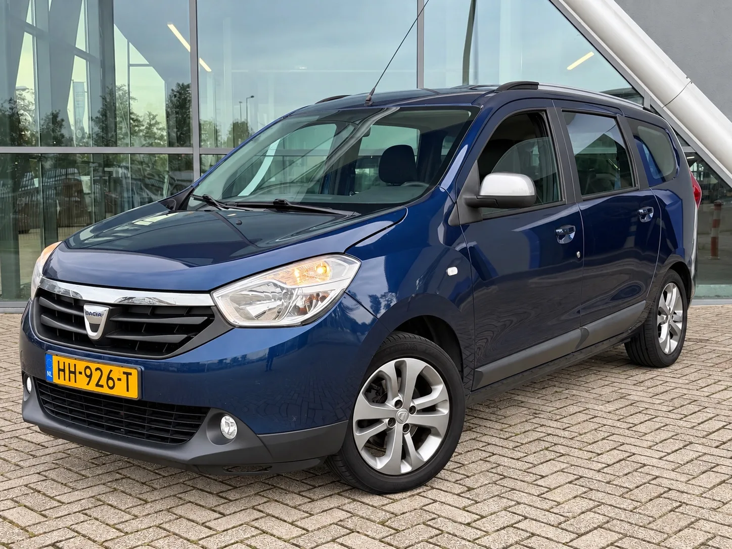 Dacia Lodgy (2015) — foto 1