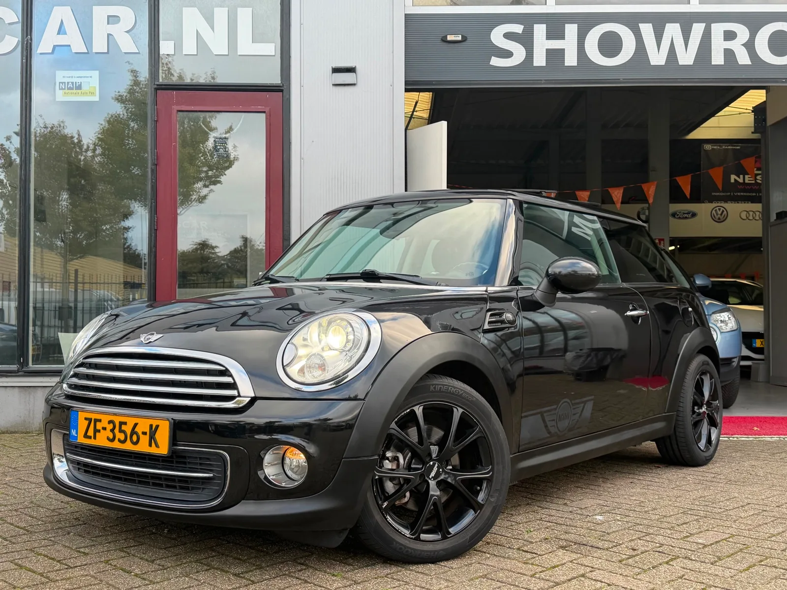 MINI Cooper (2011) — foto 1