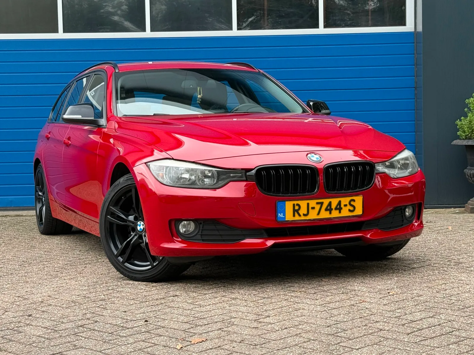 BMW 3-Serie (2013) — foto 1