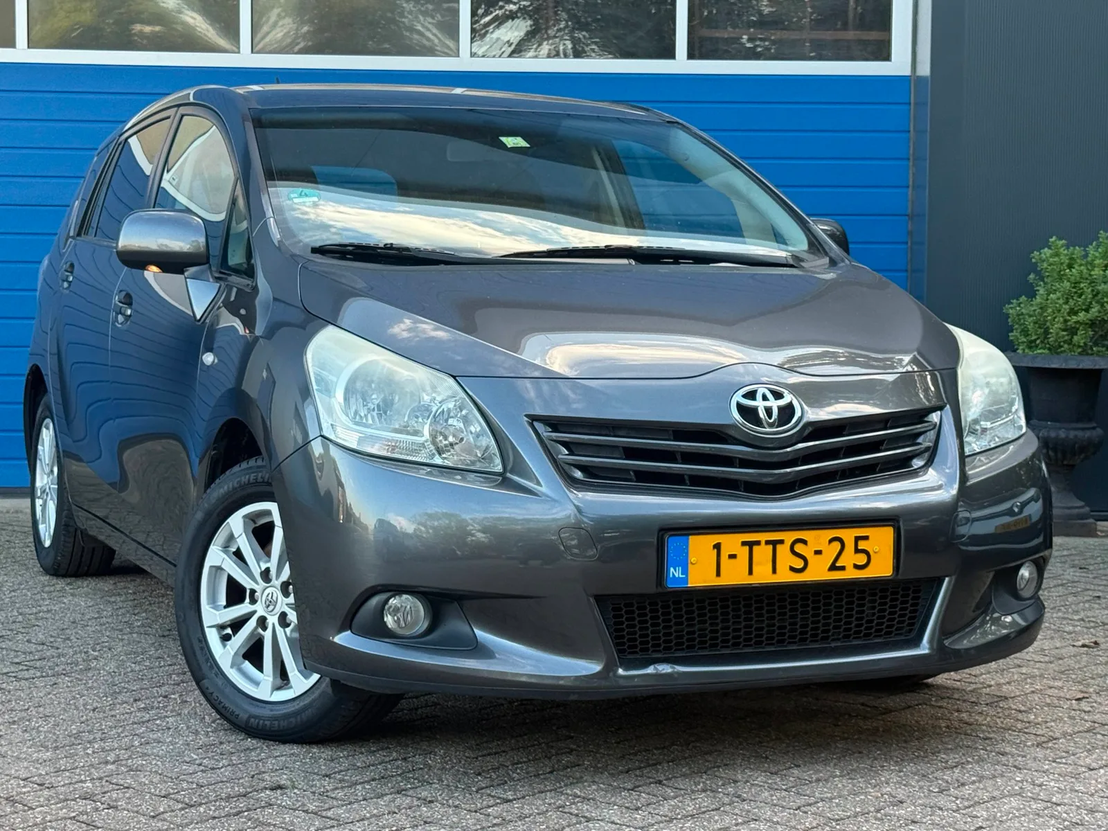 Toyota Verso (2012) — foto 1