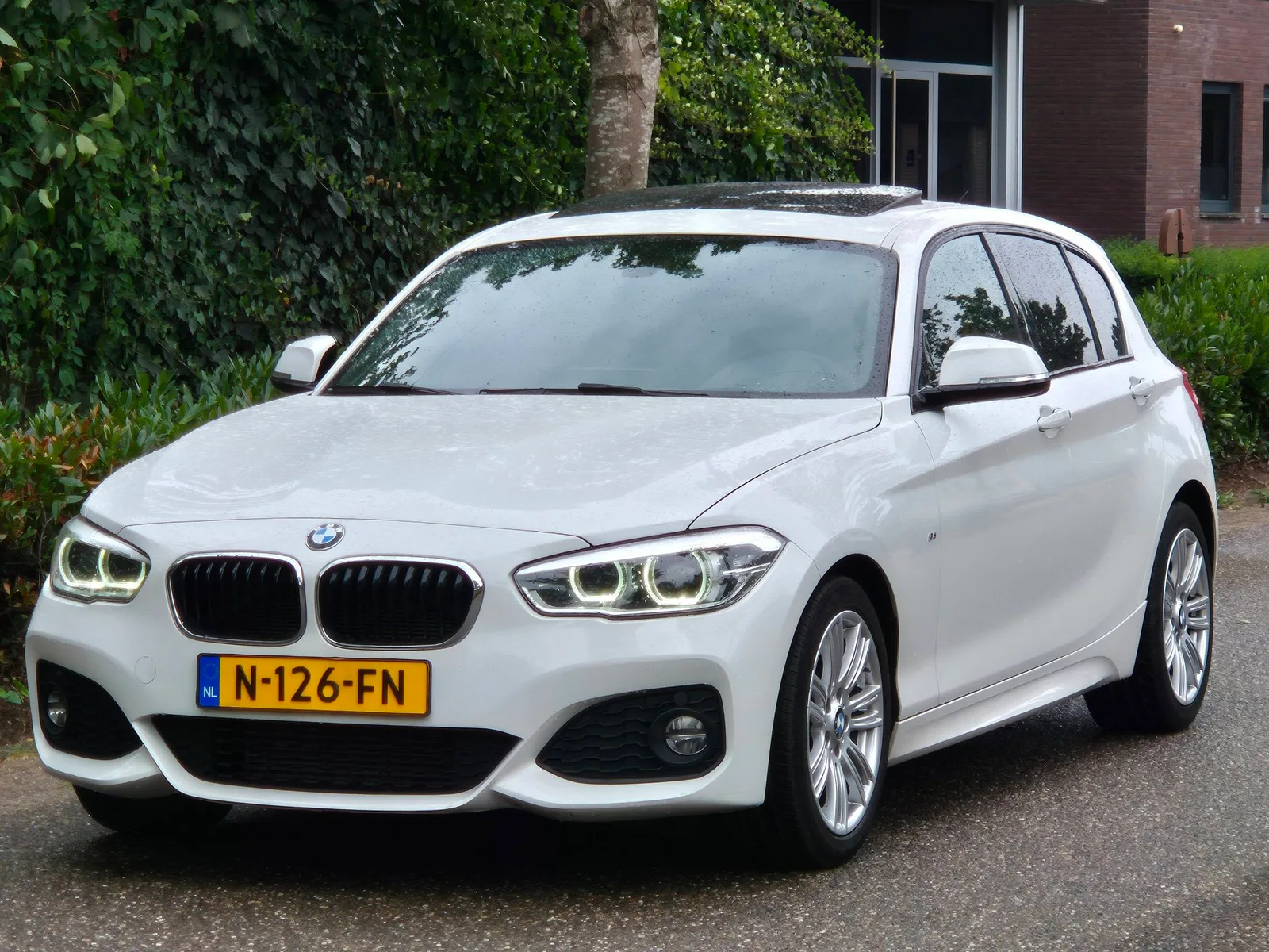 BMW 1-Serie (2017) — foto 1