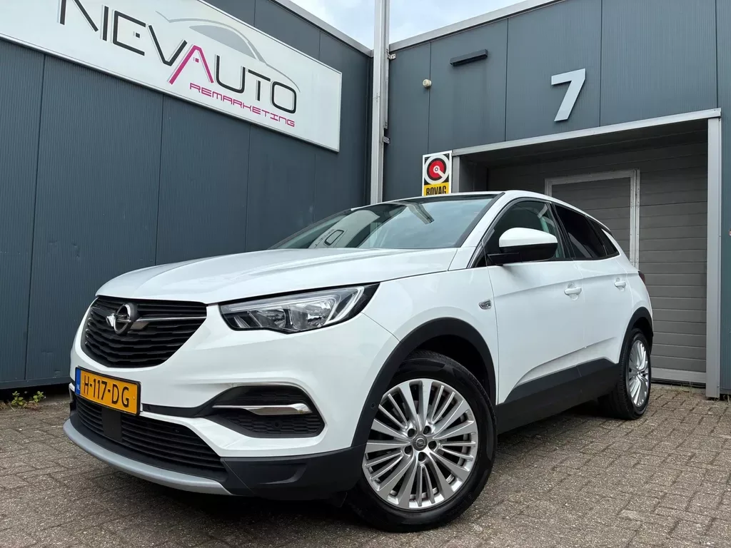 Opel Grandland (2020) — foto 1