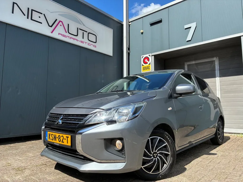 Mitsubishi Space Star (2022) — foto 1