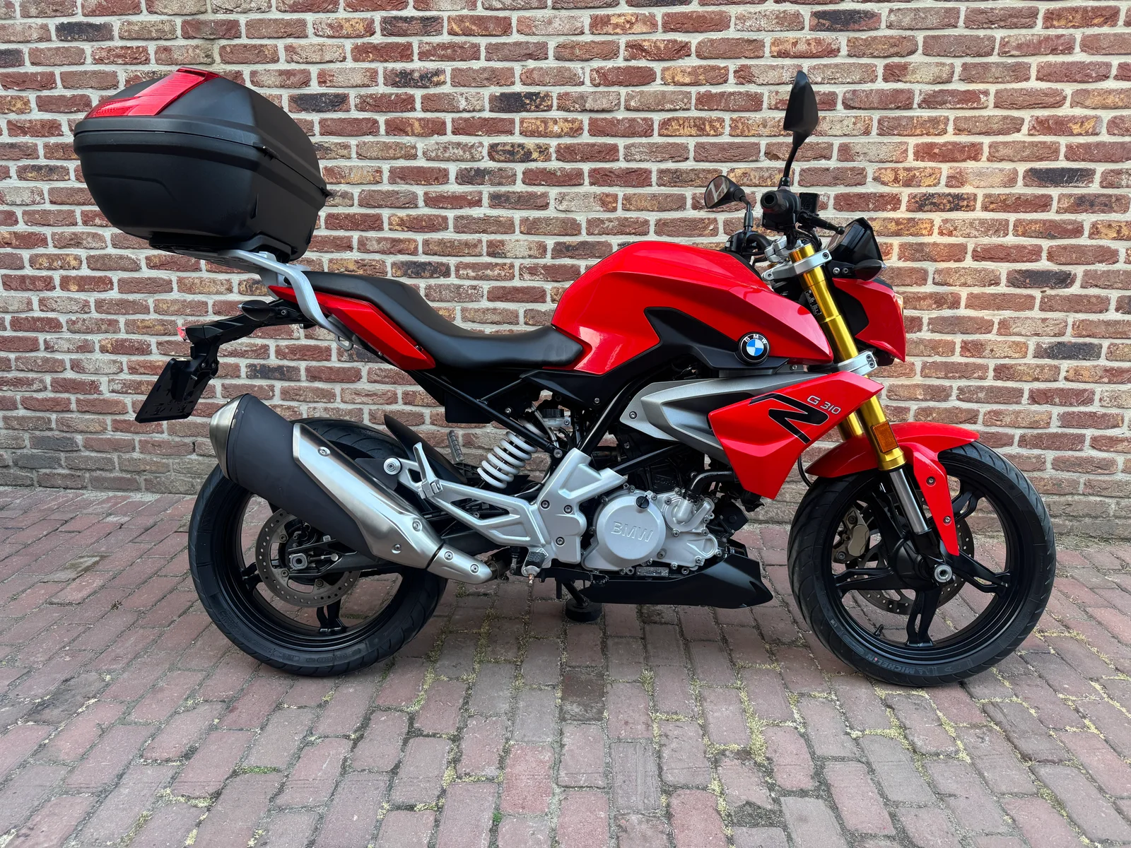 BMW G 310 R (2019) — foto 1