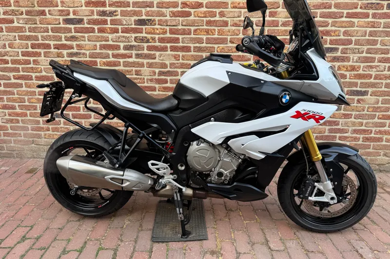 BMW S 1000 XR (2015)