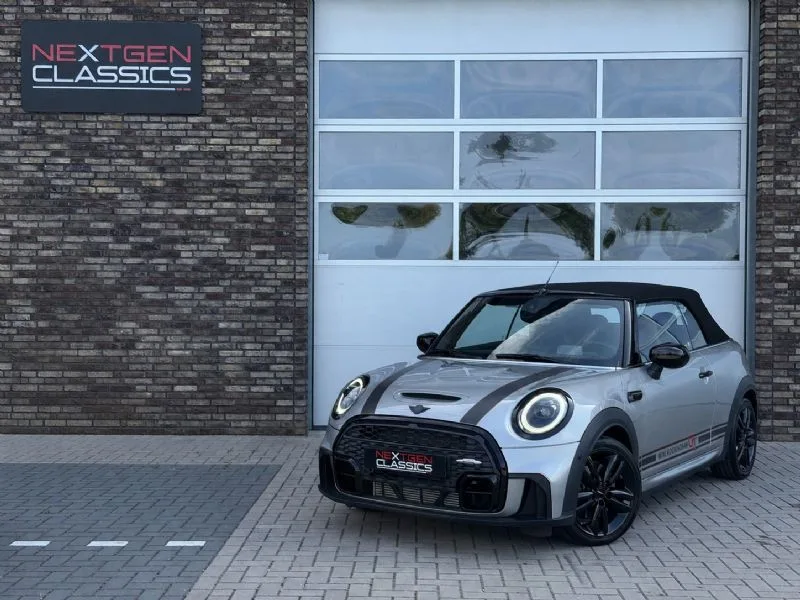 MINI Cabrio (2023) — foto 1
