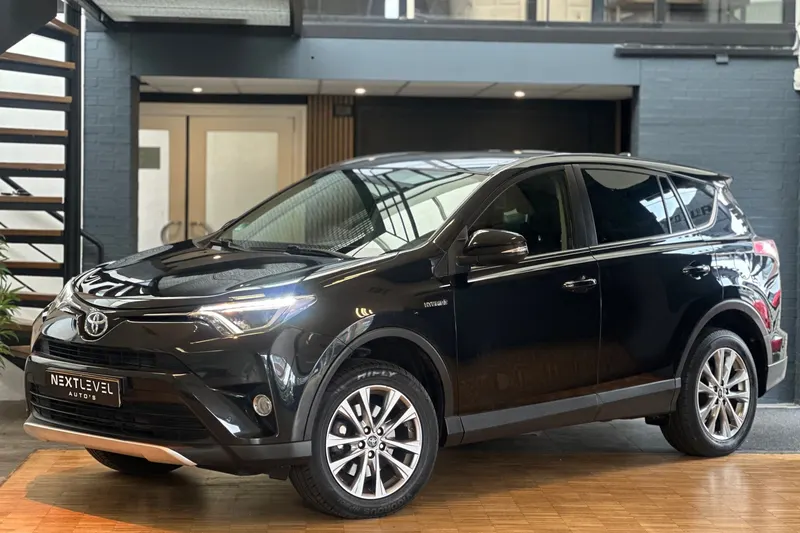 Toyota RAV4 (2016)