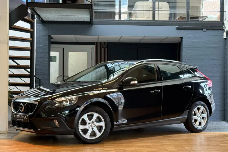 Volvo V40 Cross Country (2016)