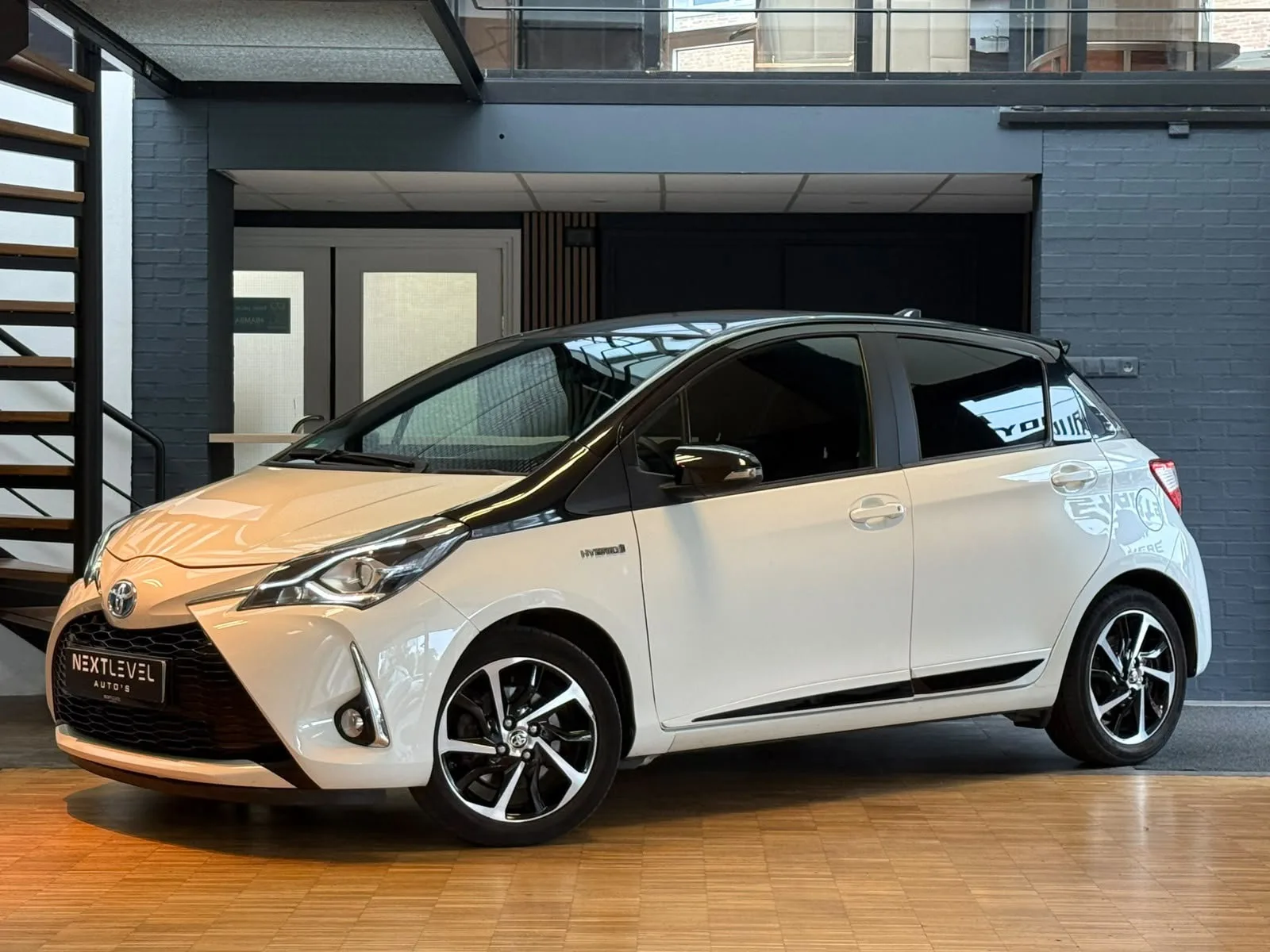 Toyota Yaris (2019) — foto 1