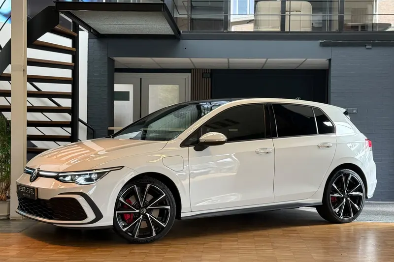 Volkswagen Golf (2021)