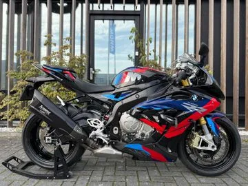 BMW S 1000 RR (2018) — foto 1