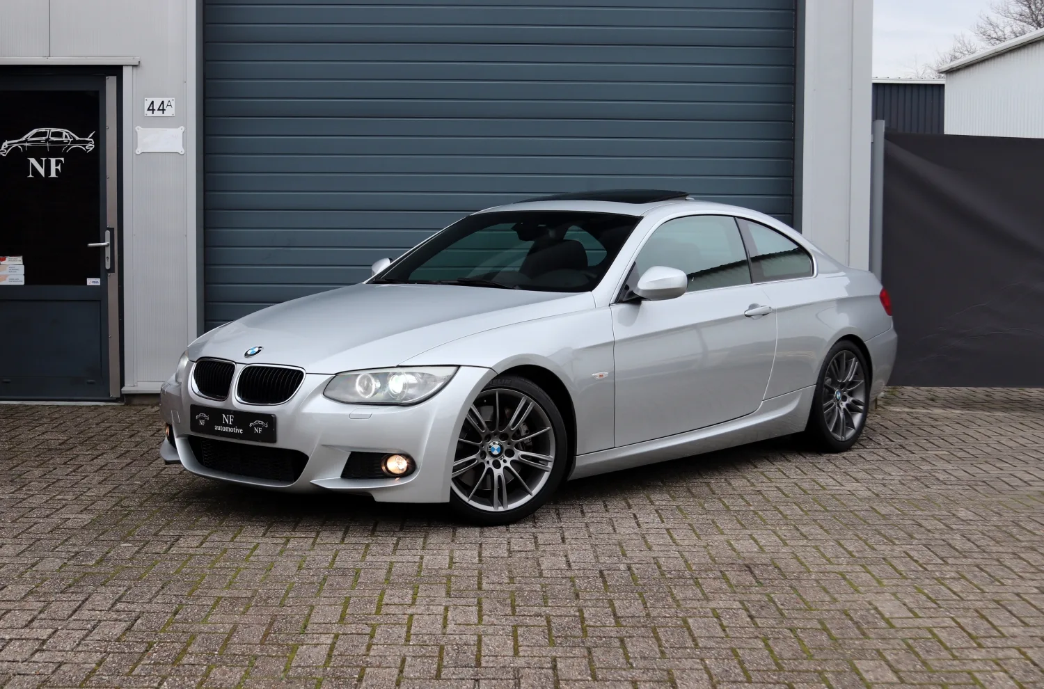 BMW 3-Serie (2010) — foto 1