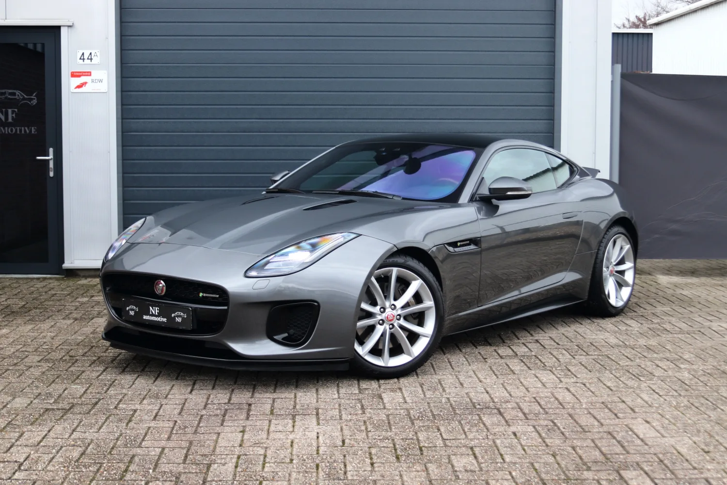 Jaguar F-Type (2018) — foto 1