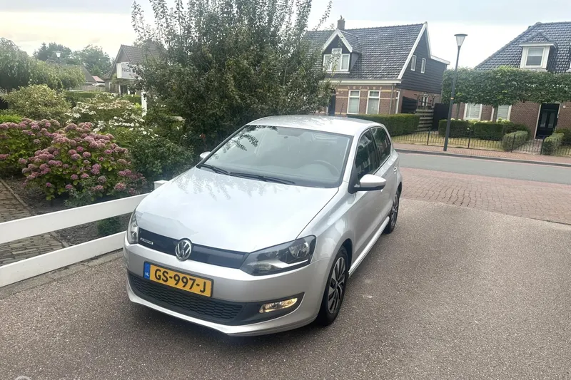 Volkswagen Polo (2015)