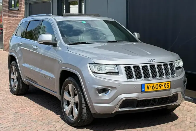 Jeep Grand Cherokee (2014)