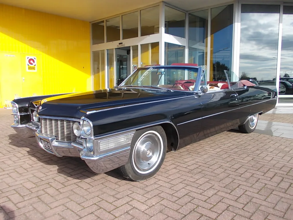Cadillac De Ville (1965) — foto 1