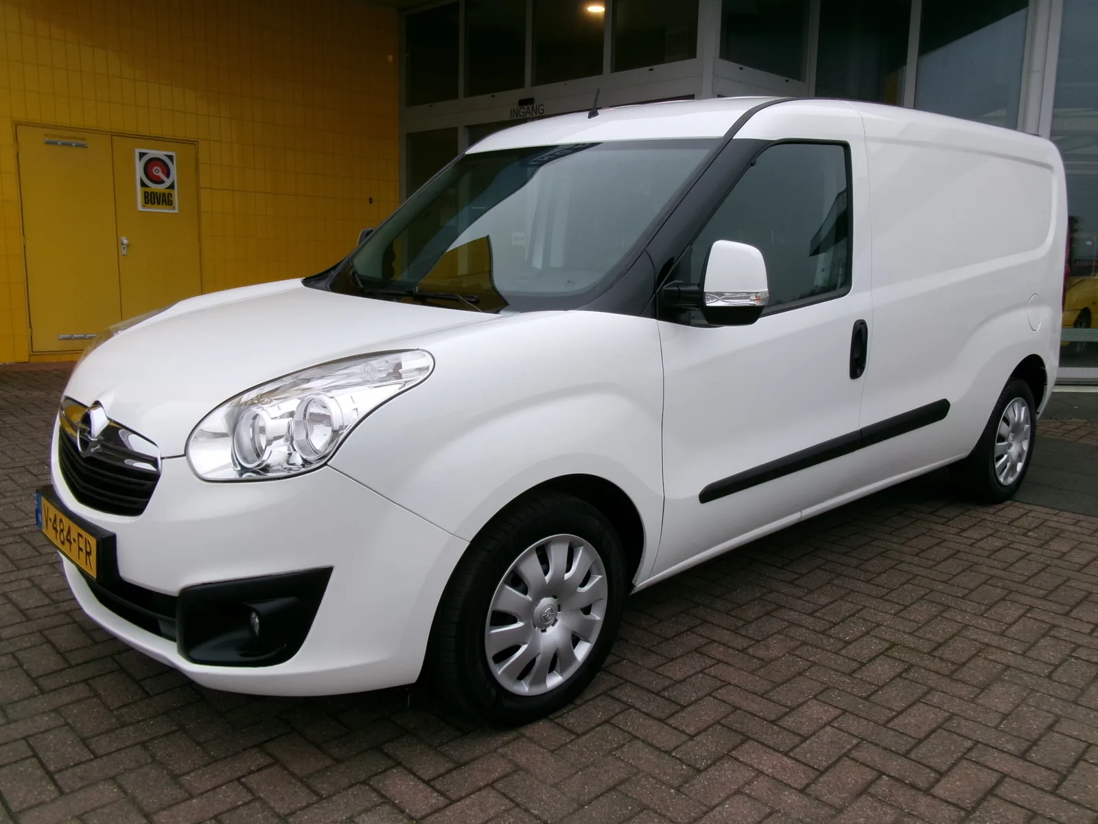 Opel Combo (2017) — foto 1
