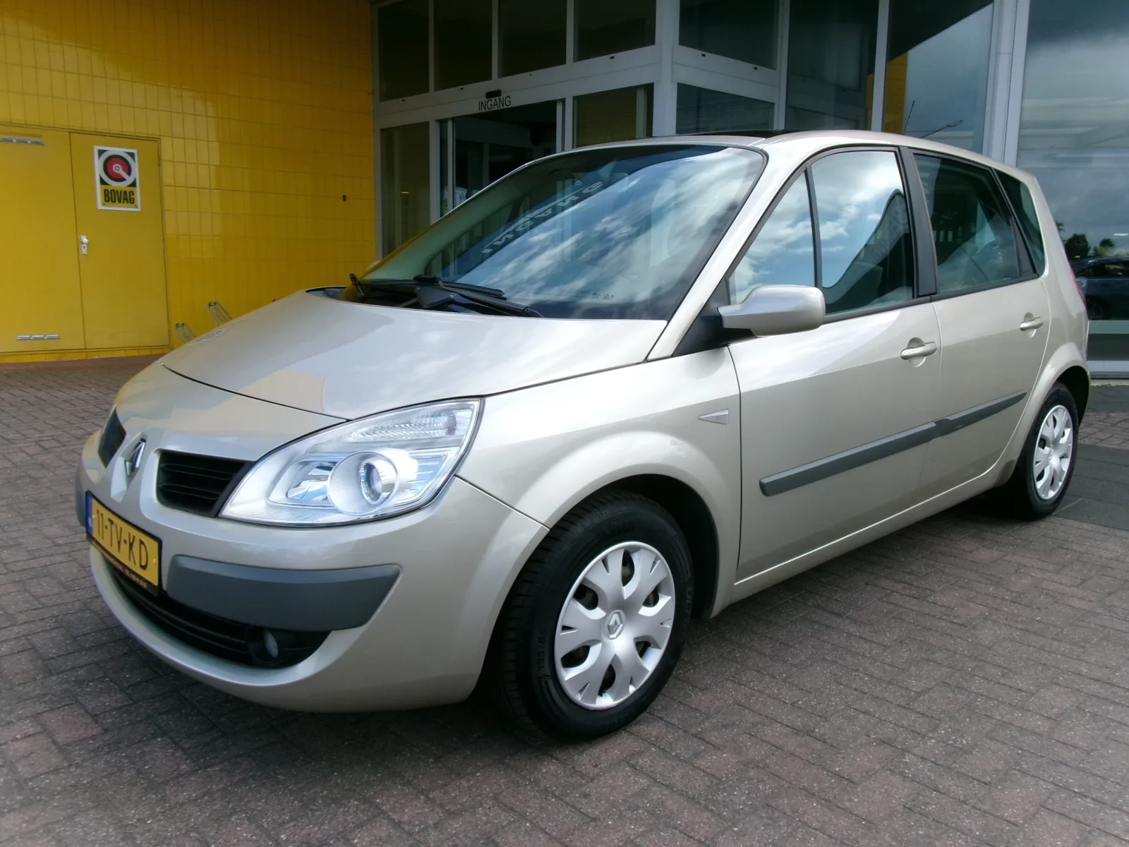 Renault Scénic (2007) — foto 1