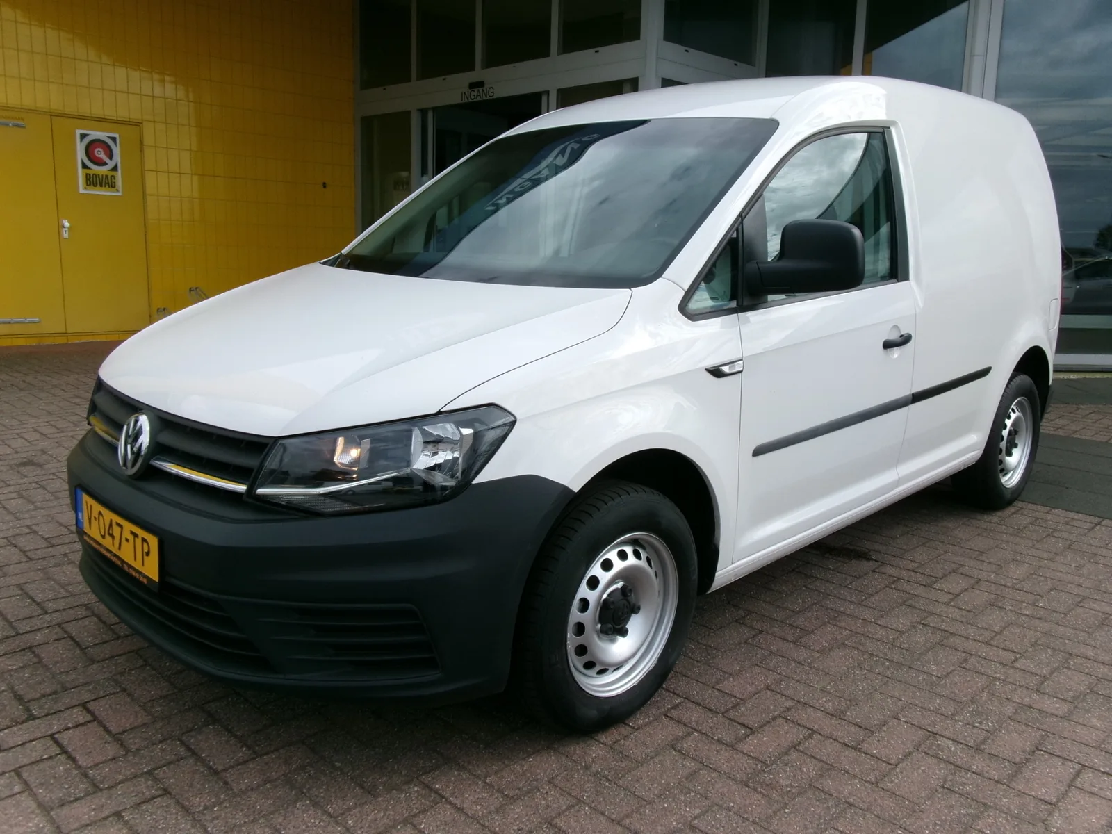 Volkswagen Caddy (2019) — foto 1