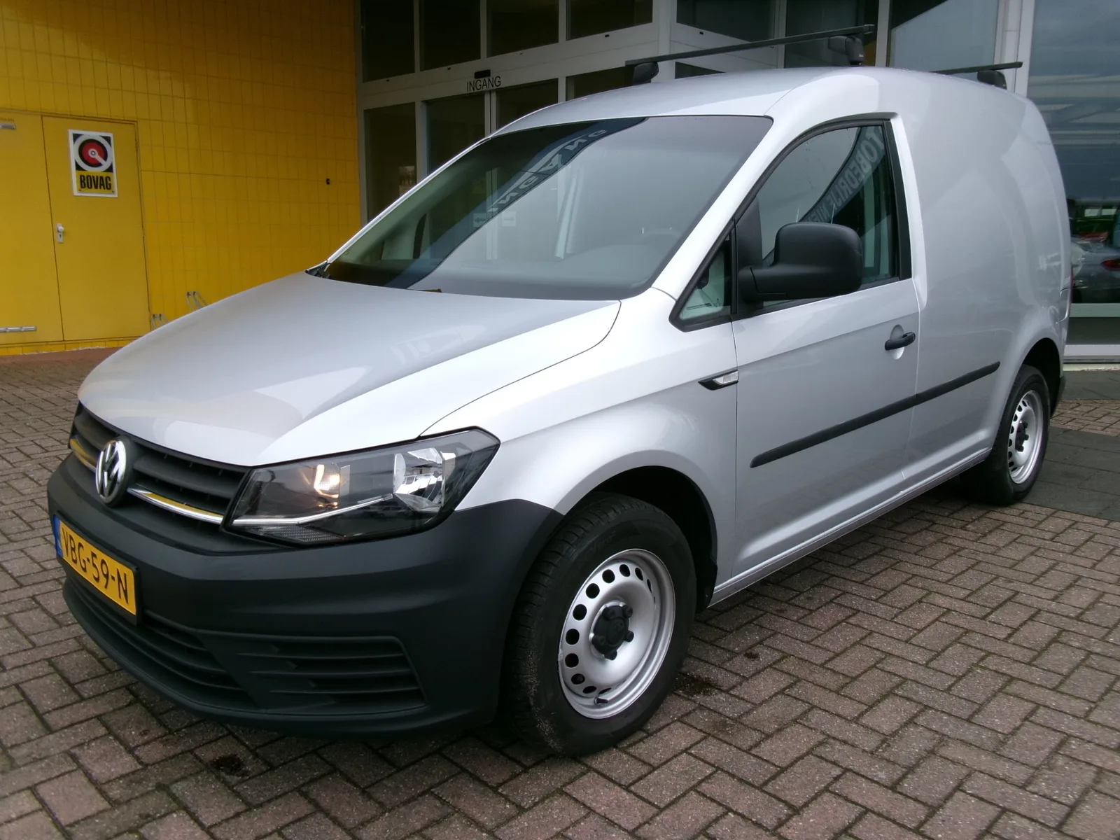 Volkswagen Caddy (2019) — foto 1