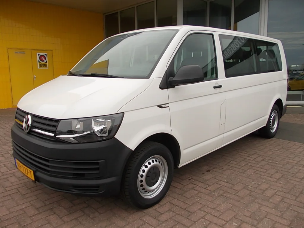 Volkswagen Transporter (2017) — foto 1