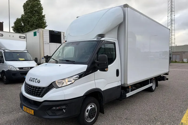 Iveco 50C18 bakwagen laadklep zijdeur automaat airco (2021)