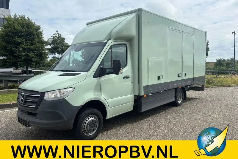Mercedes-Benz Sprinter (2022)