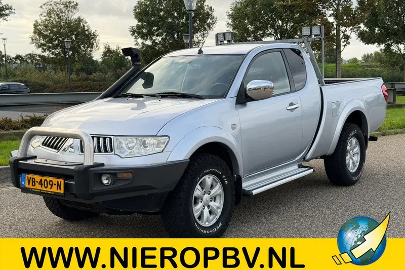 Mitsubishi L200 (2013)