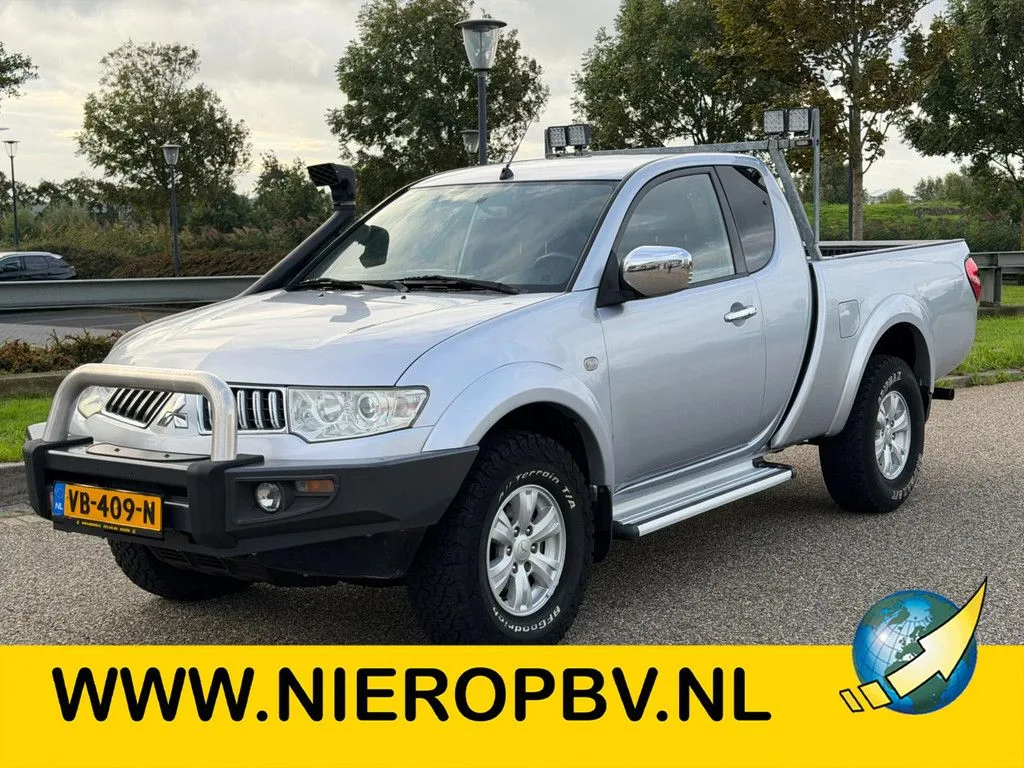 Mitsubishi L200 (2013) — foto 1
