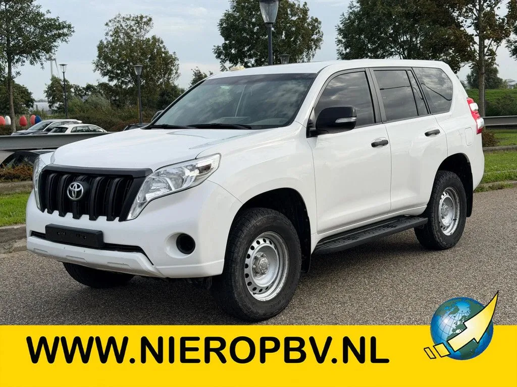 Toyota Land Cruiser (2018) — foto 1