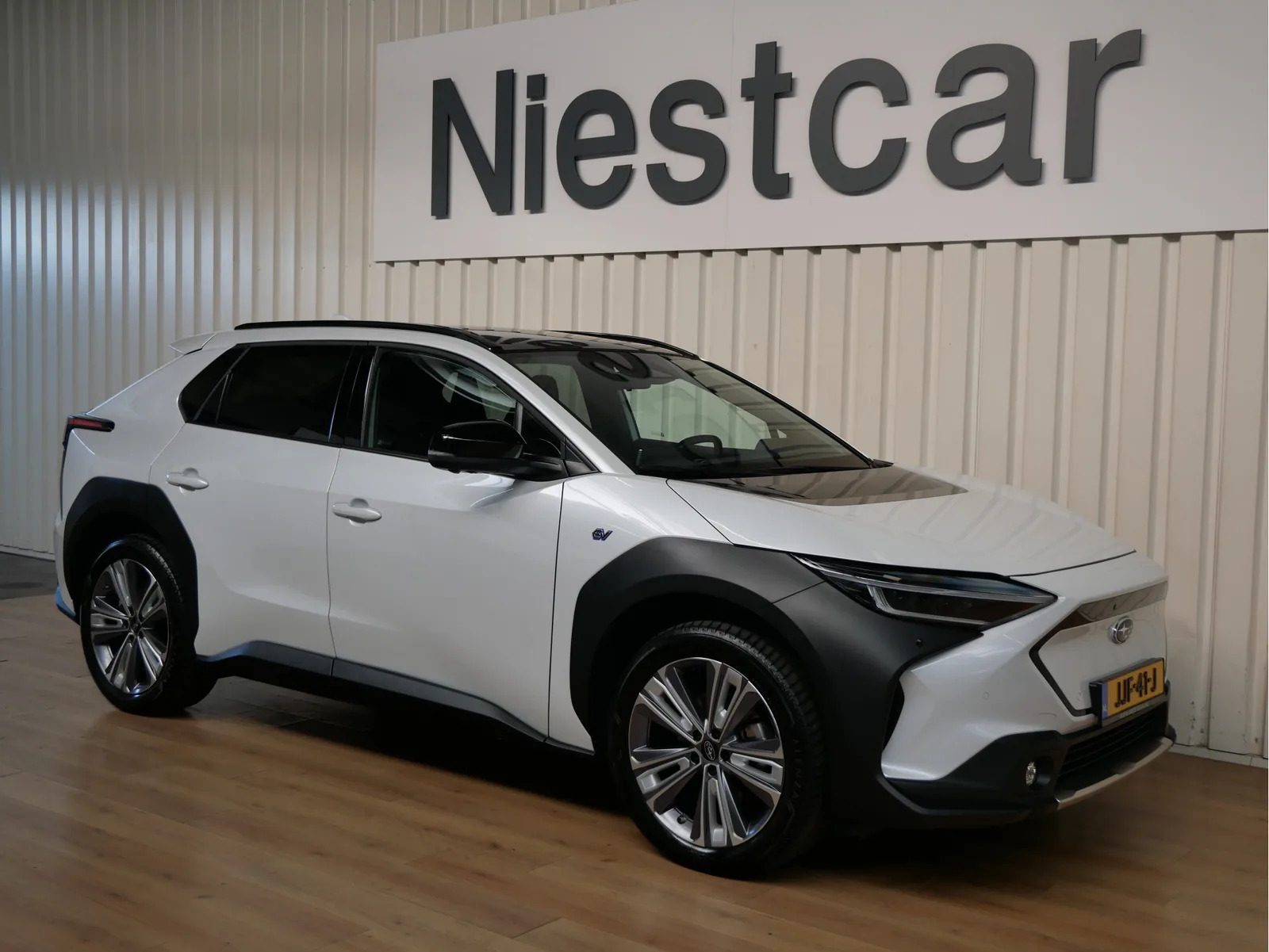 Subaru Solterra (2024) — foto 1