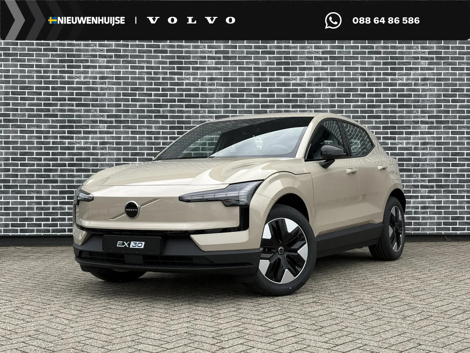 Volvo EX30 (2026) — foto 1