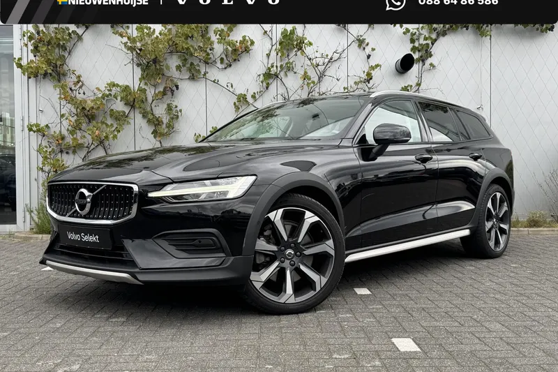 Volvo V60 Cross Country (2022)