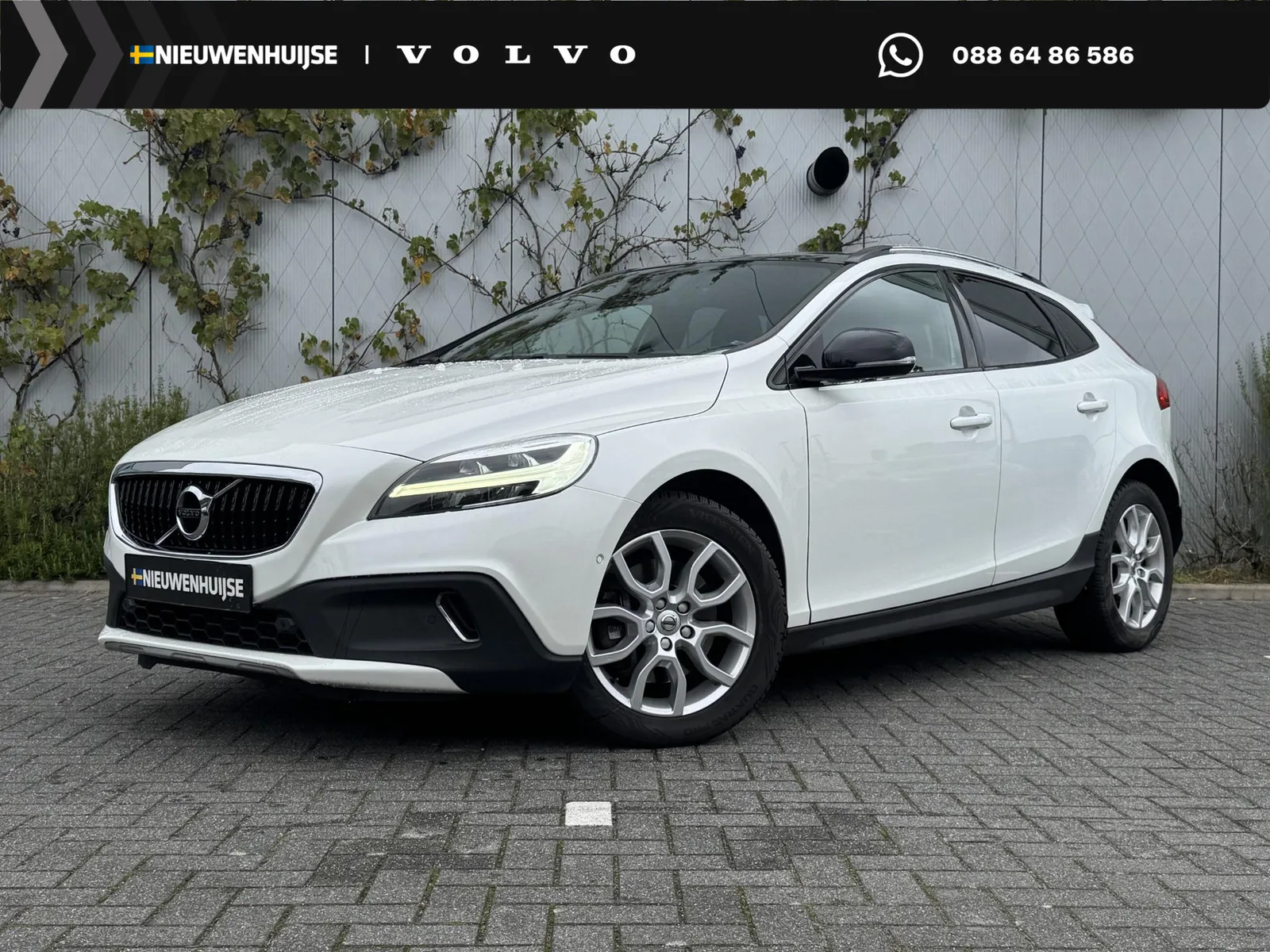 Volvo V40 Cross Country (2019) — foto 1