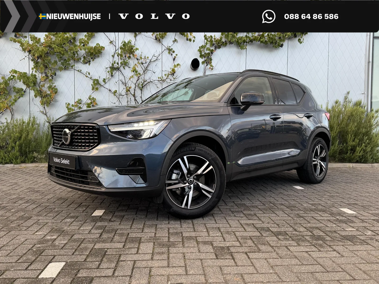 Volvo XC40 (2026) — foto 1