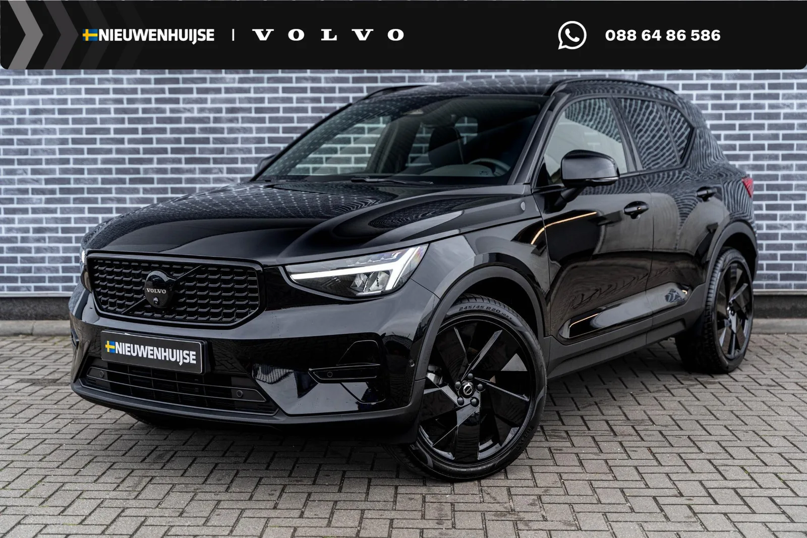 Volvo XC40 (2026) — foto 1