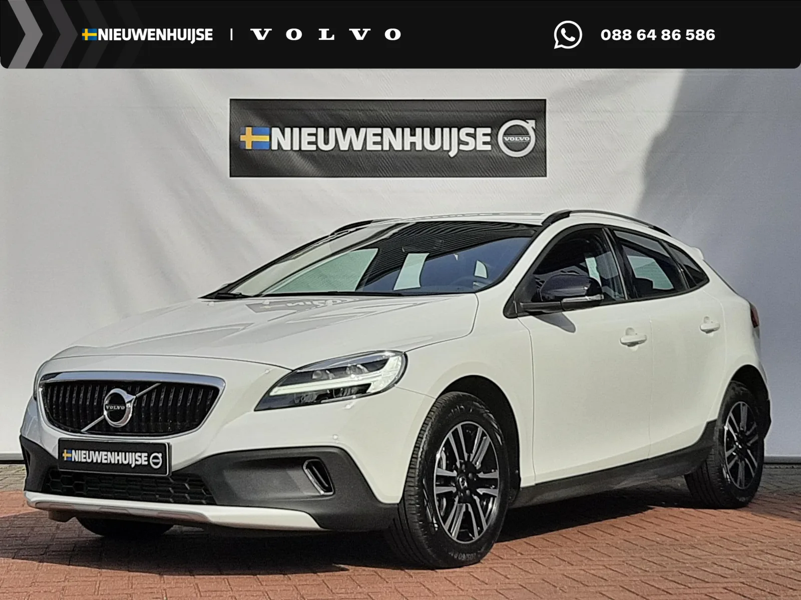 Volvo V40 Cross Country (2018) — foto 1