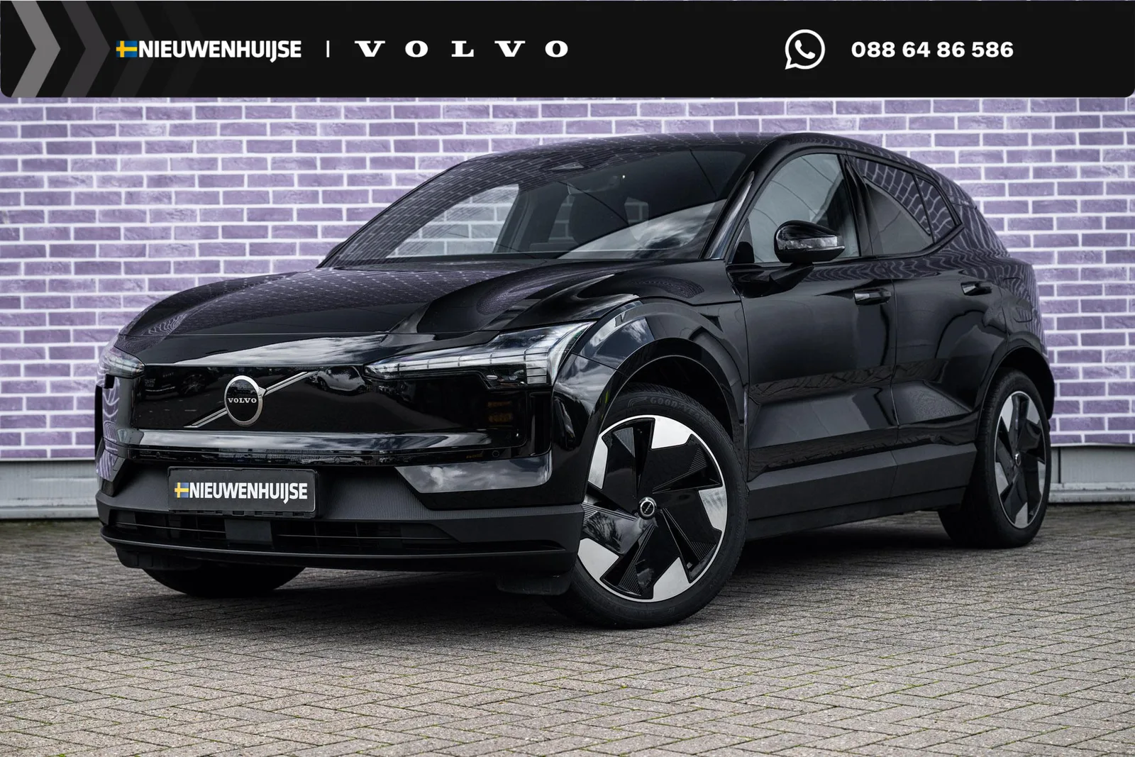 Volvo EX30 (2025) — foto 1