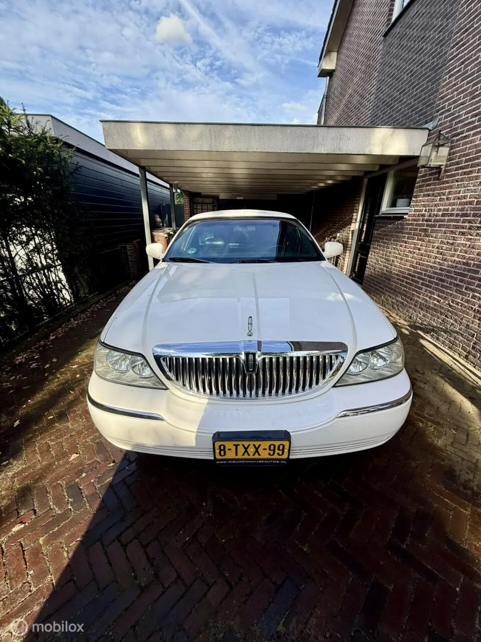 Lincoln Town Car (2004) — foto 1