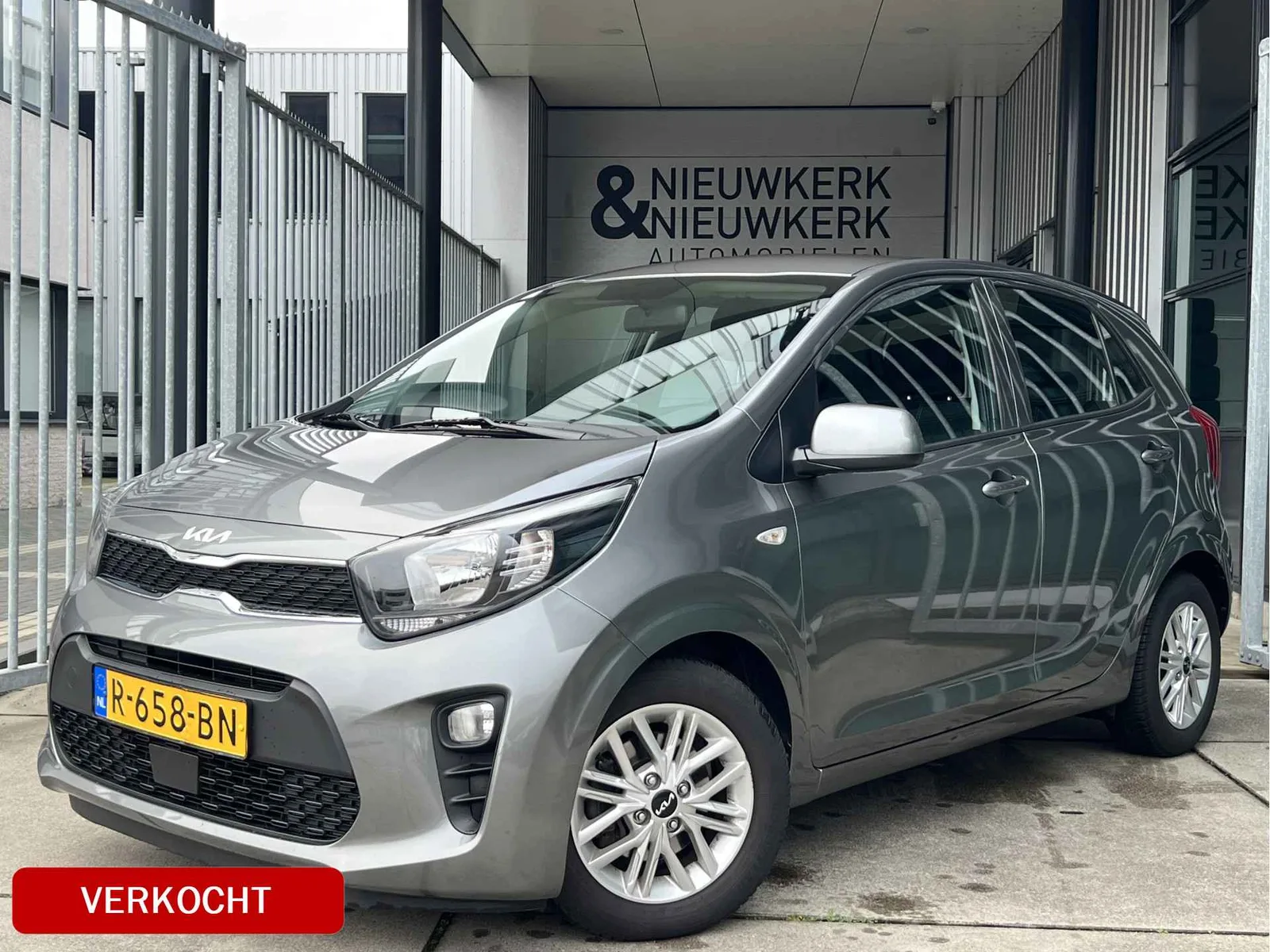Kia Picanto (2022) — foto 1