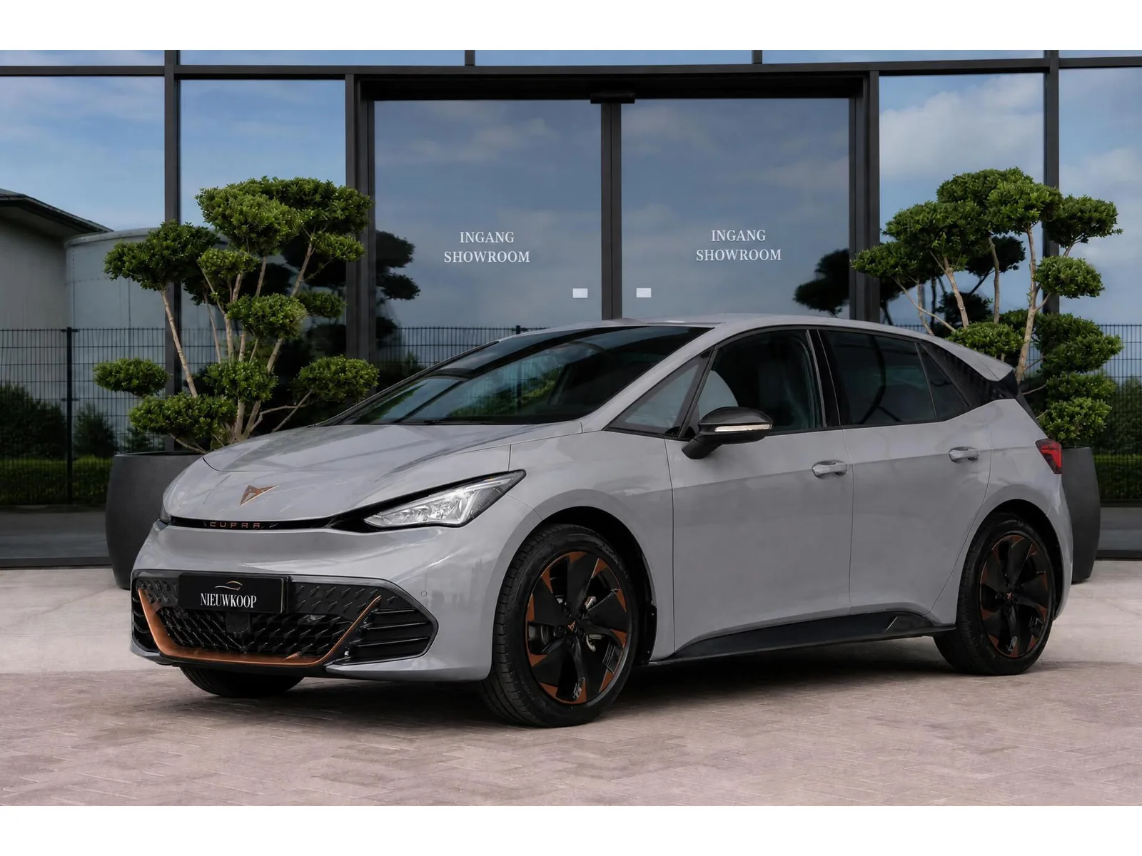 CUPRA Born (2023) — foto 1