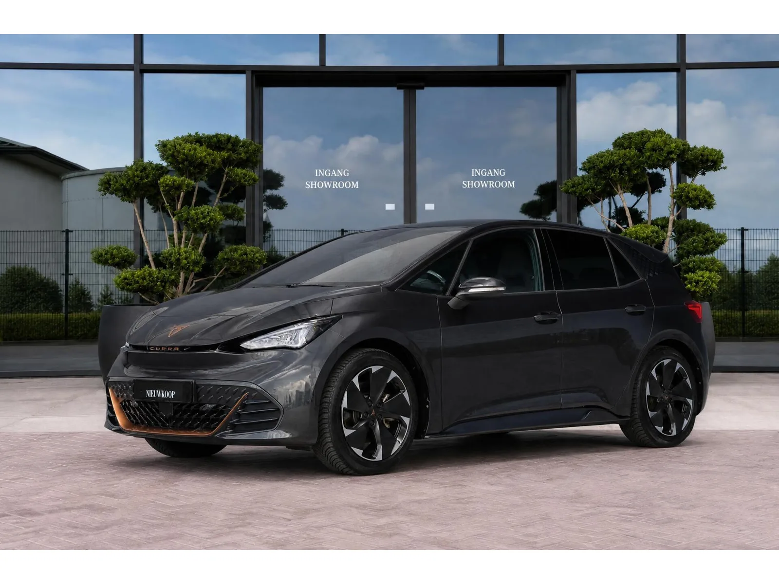 CUPRA Born (2023) — foto 1