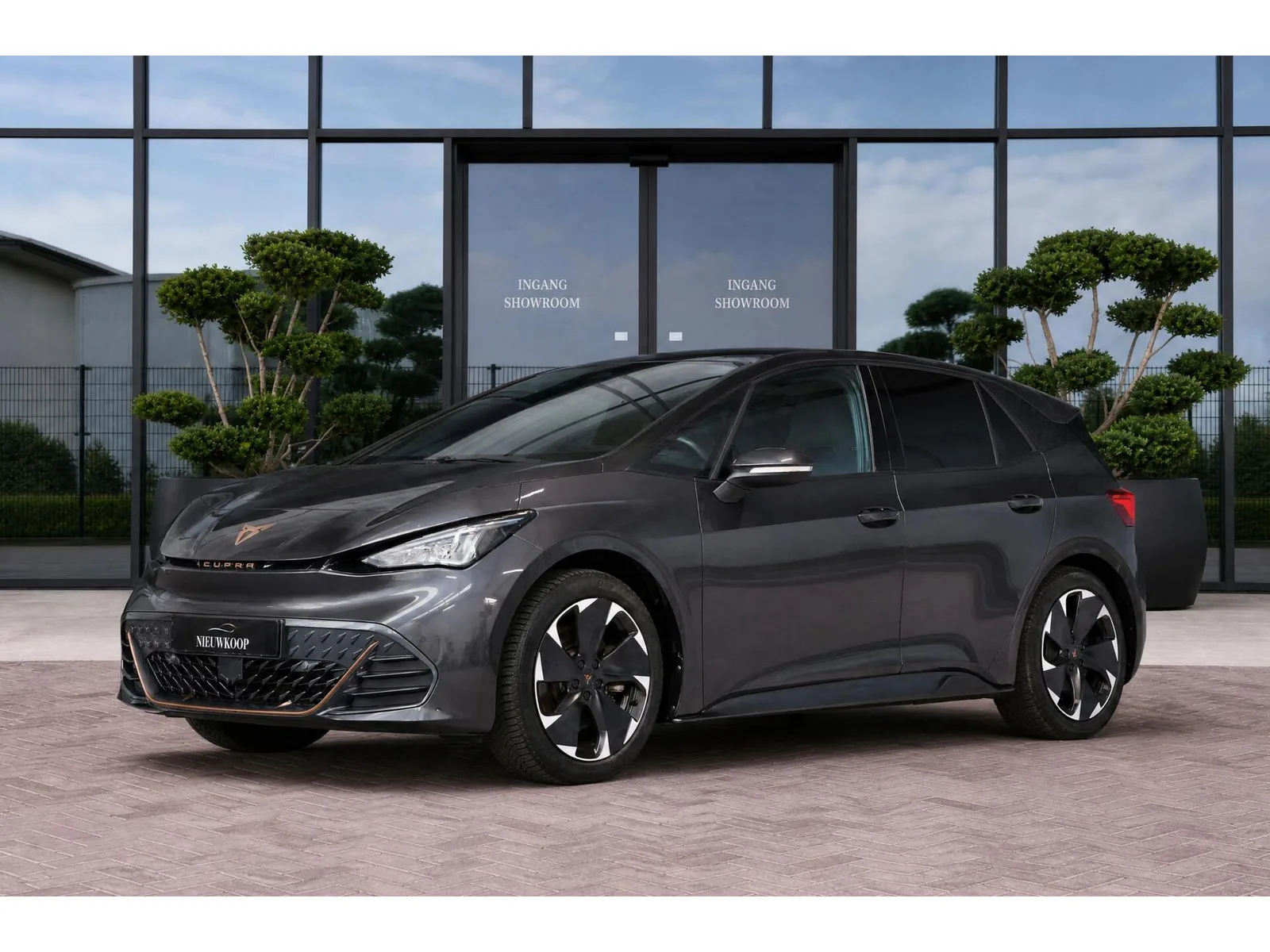 CUPRA Born (2023) — foto 1