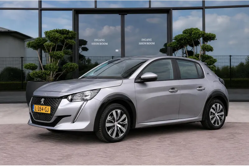 Peugeot e-208 (2021)