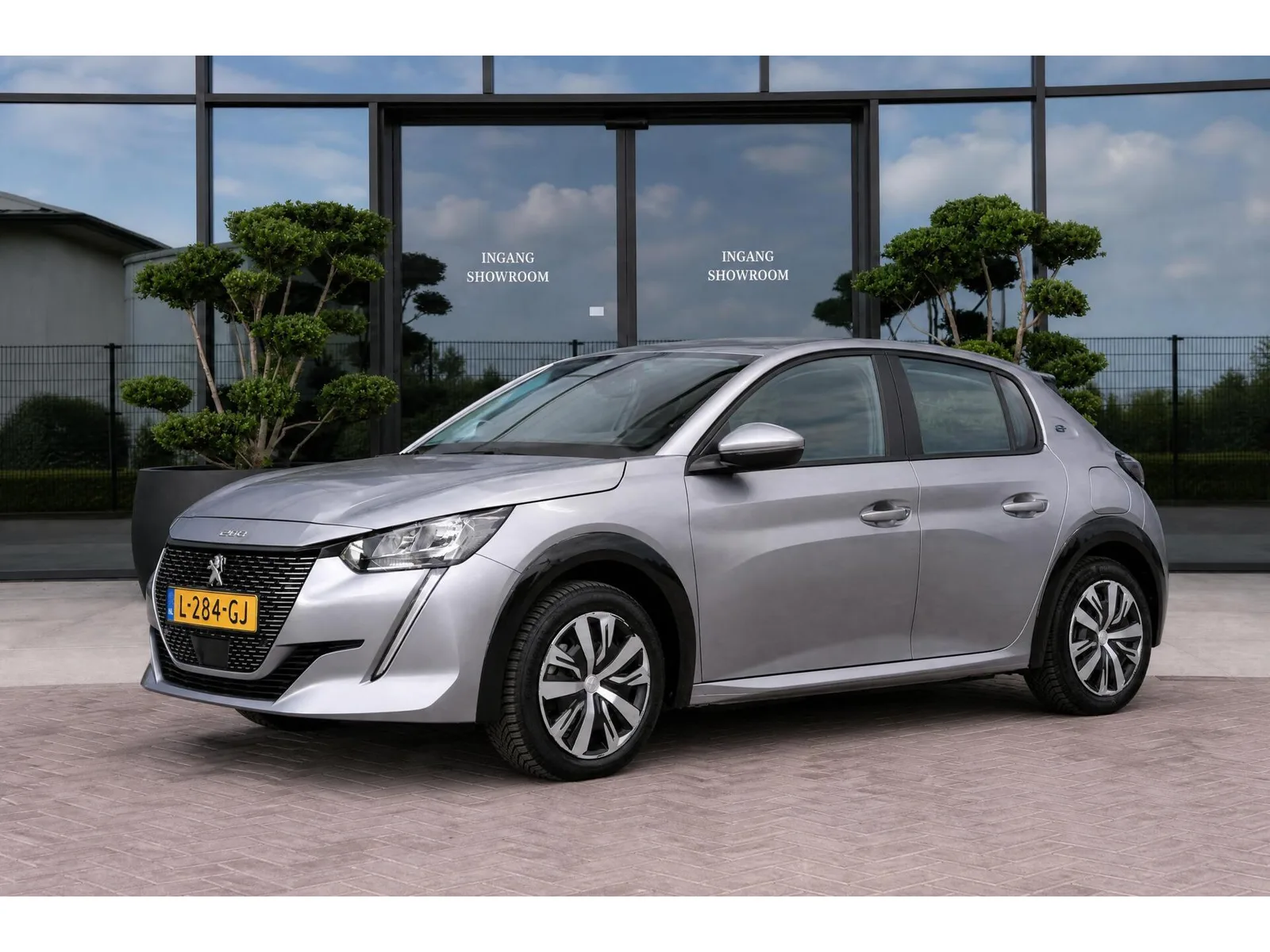 Peugeot e-208 (2021) — foto 1