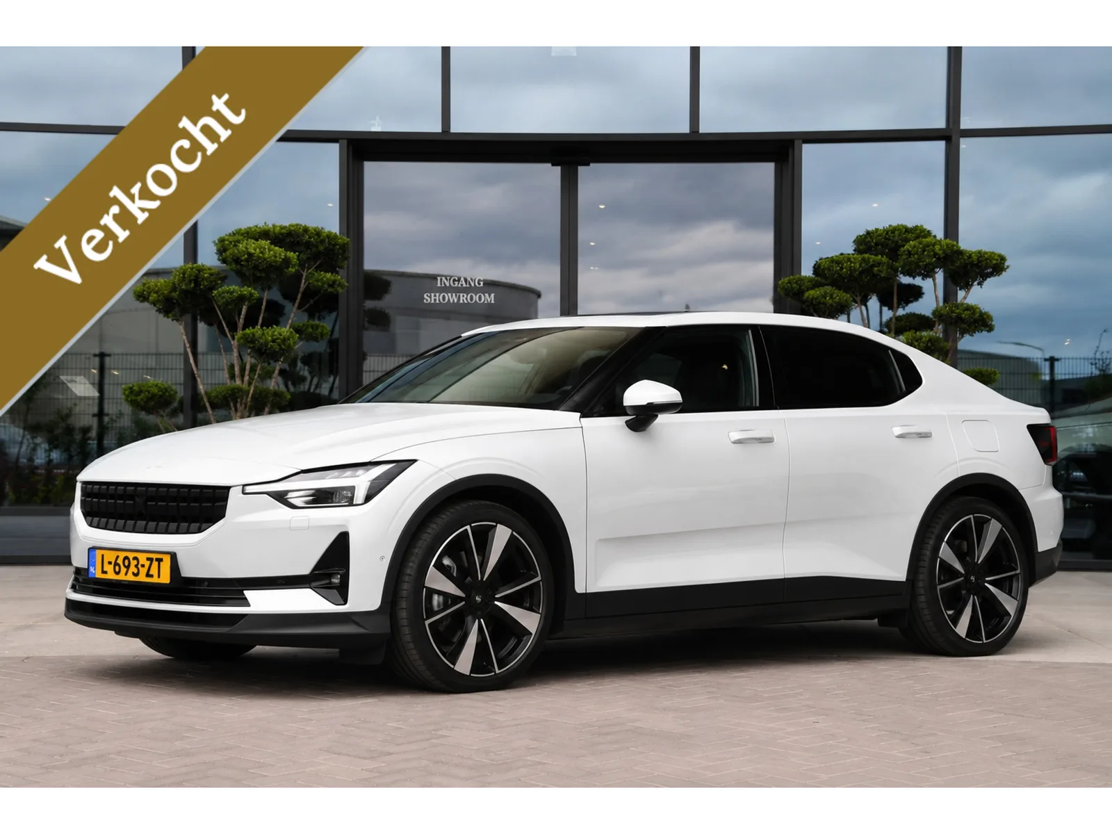 Polestar 2 (2021) — foto 1