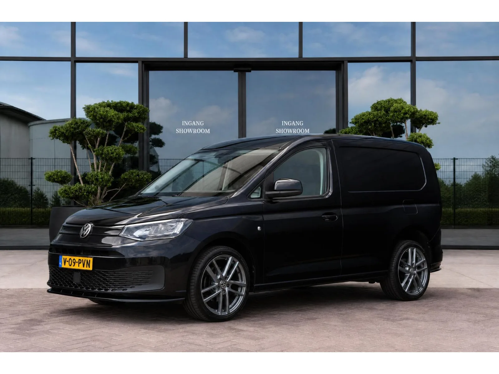 Volkswagen Caddy (2023) — foto 1