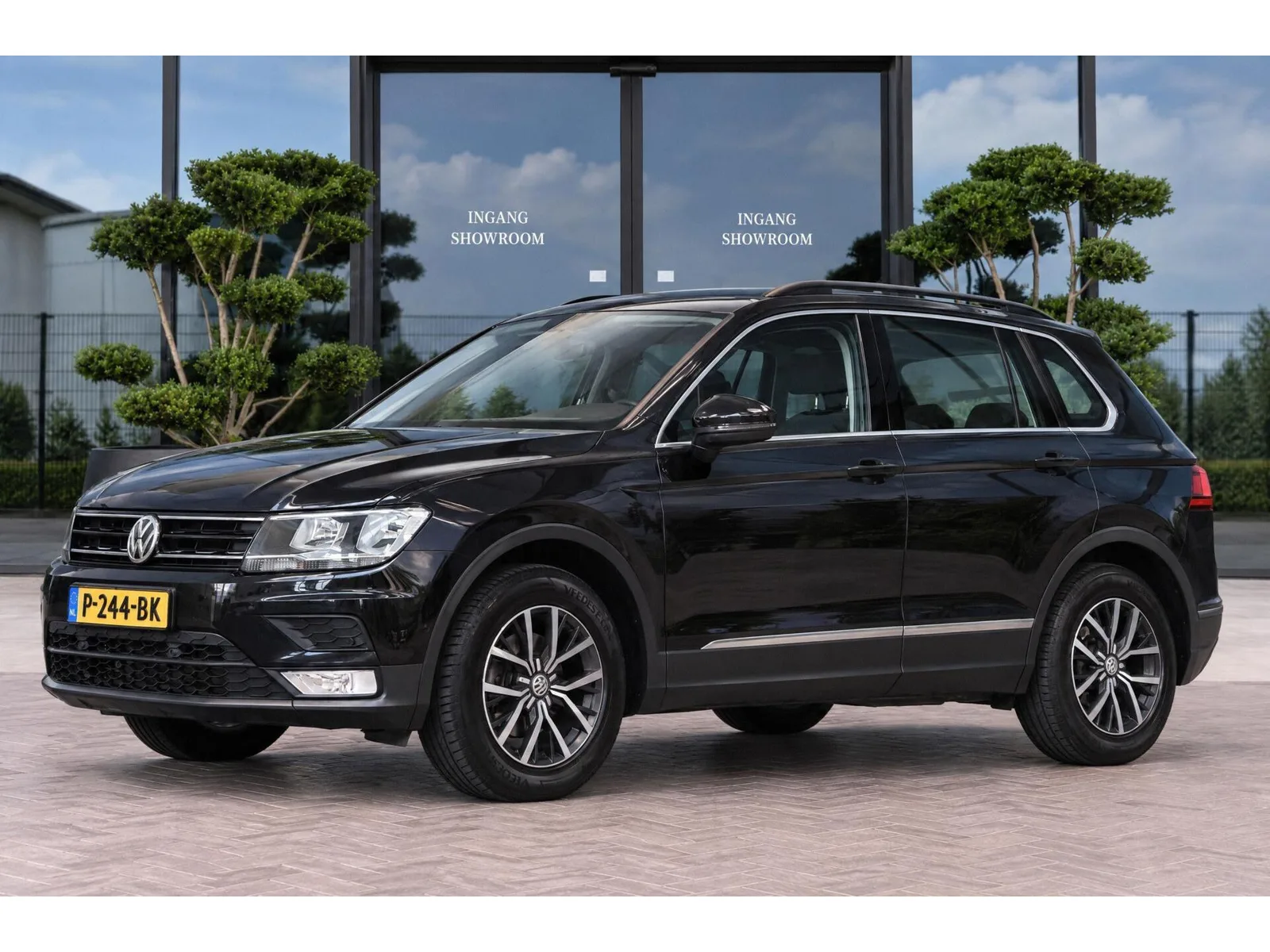 Volkswagen Tiguan (2016) — foto 1